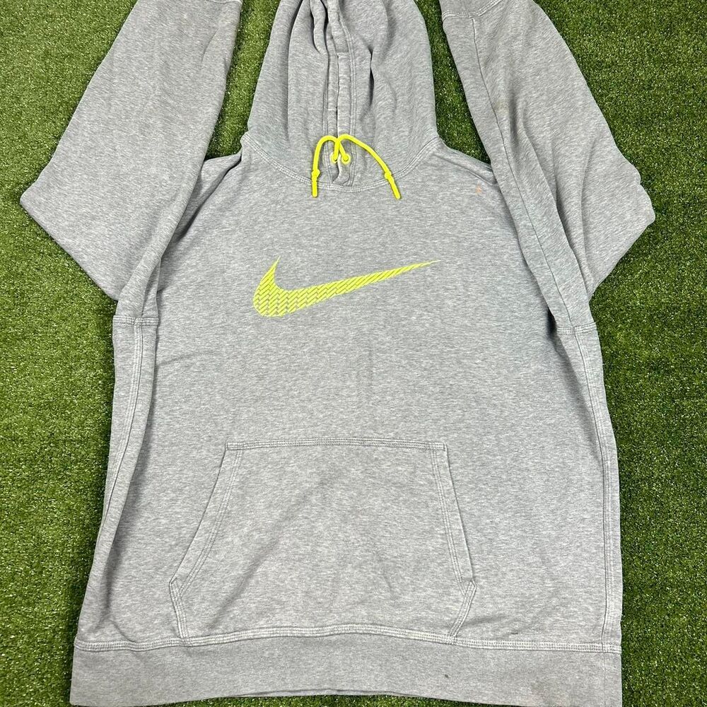 Nike Men's Grey Hoodie